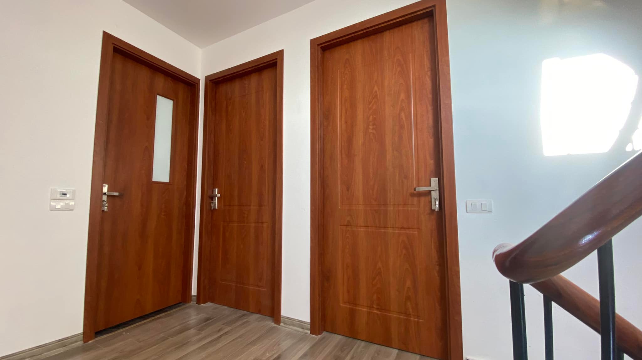 các loại cửa nhựa composite