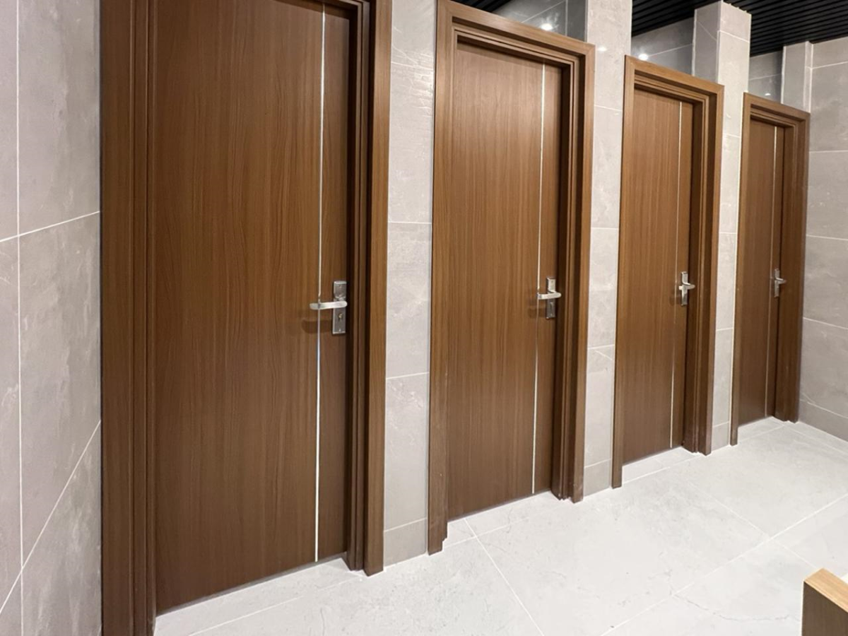 cửa nhựa composite giả gỗ